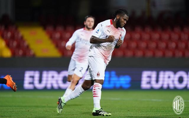 注册账号-米兰命硬！红牌点球被围殴无所谓，榜首体验卡收回！