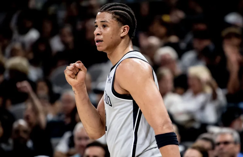 官方赛程-卡布：训练时我负责防守文班，我再也不想作为对手和他对位